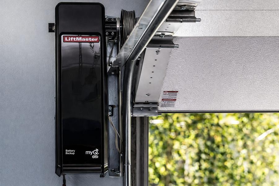 Garage door opener installation Ottawa — LiftMaster Chamberlain
