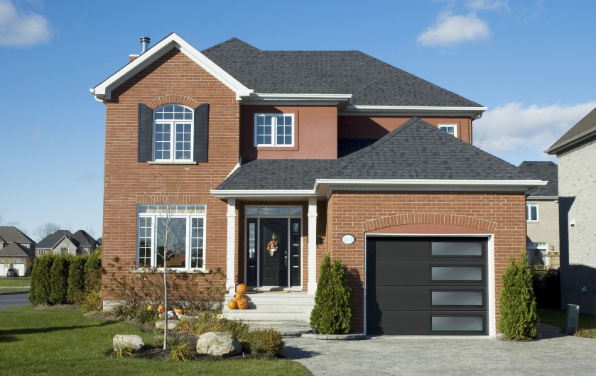 Richards-Wilcox Classic and Premium Contemporary garage door with modern windows